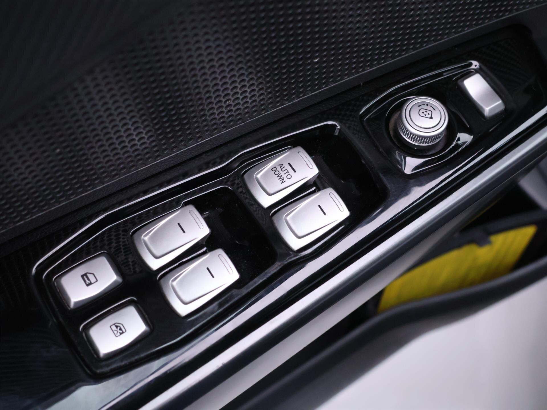 SsangYong XLV SUV 1,6 l 85 kw