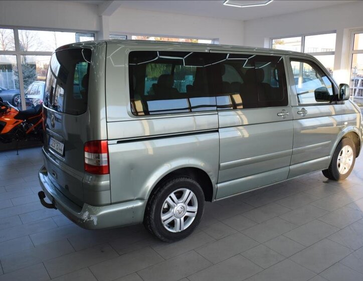Volkswagen Multivan VAN-Minibus 2,5 l 128 kw