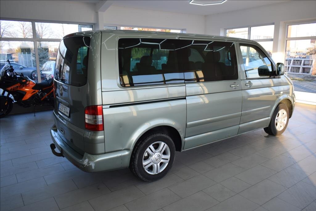Volkswagen Multivan VAN-Minibus 2,5 l 128 kw