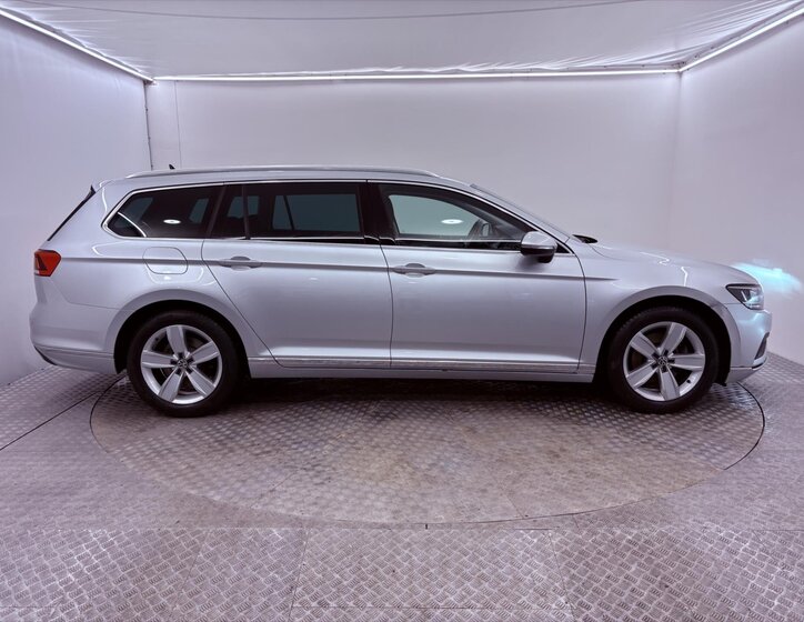 Volkswagen Passat Kombi 2,0 l 110 kw