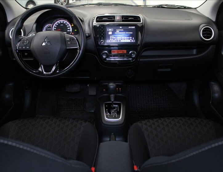 Mitsubishi Space Star Hatchback 1,2 l 52 kw