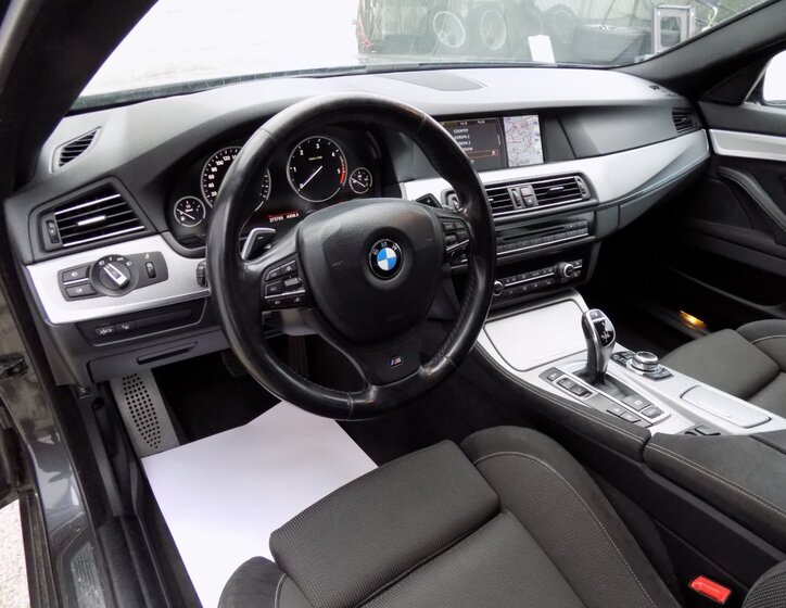 BMW Řada 5 13