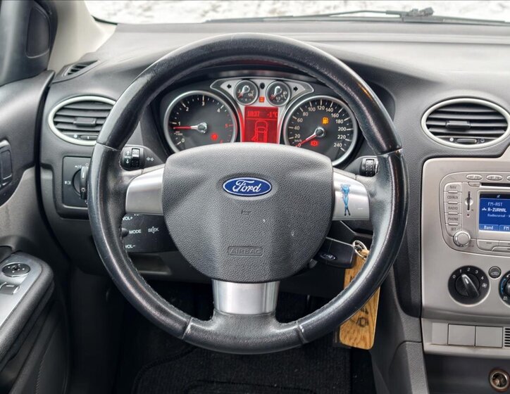 Ford Focus Kombi 1,6 l 66 kw