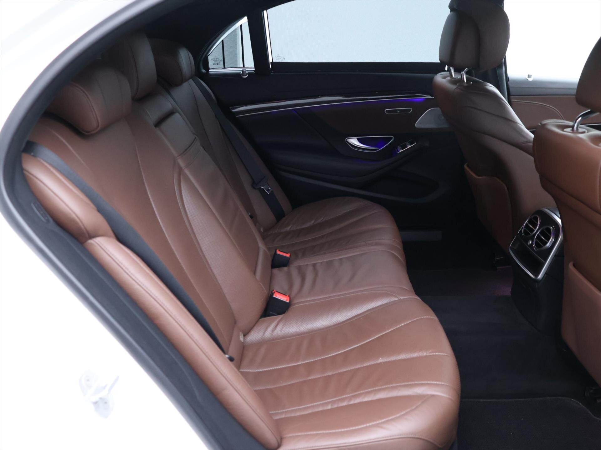 Mercedes-Benz Třídy S Sedan / Limuzína 3,0 l 190 kw