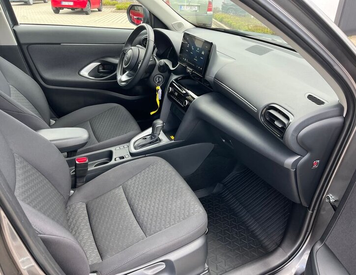 Toyota Yaris Cross SUV / Terénní 1,5 l 68 kw