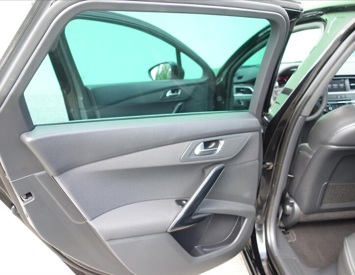 Peugeot 508 Kombi 2,0 l 133 kw