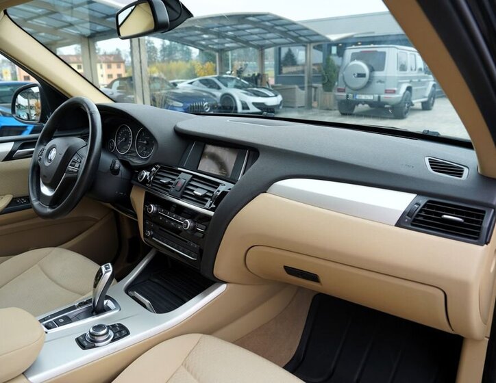 BMW X3 SUV / Terénní 2,0 l 110 kw