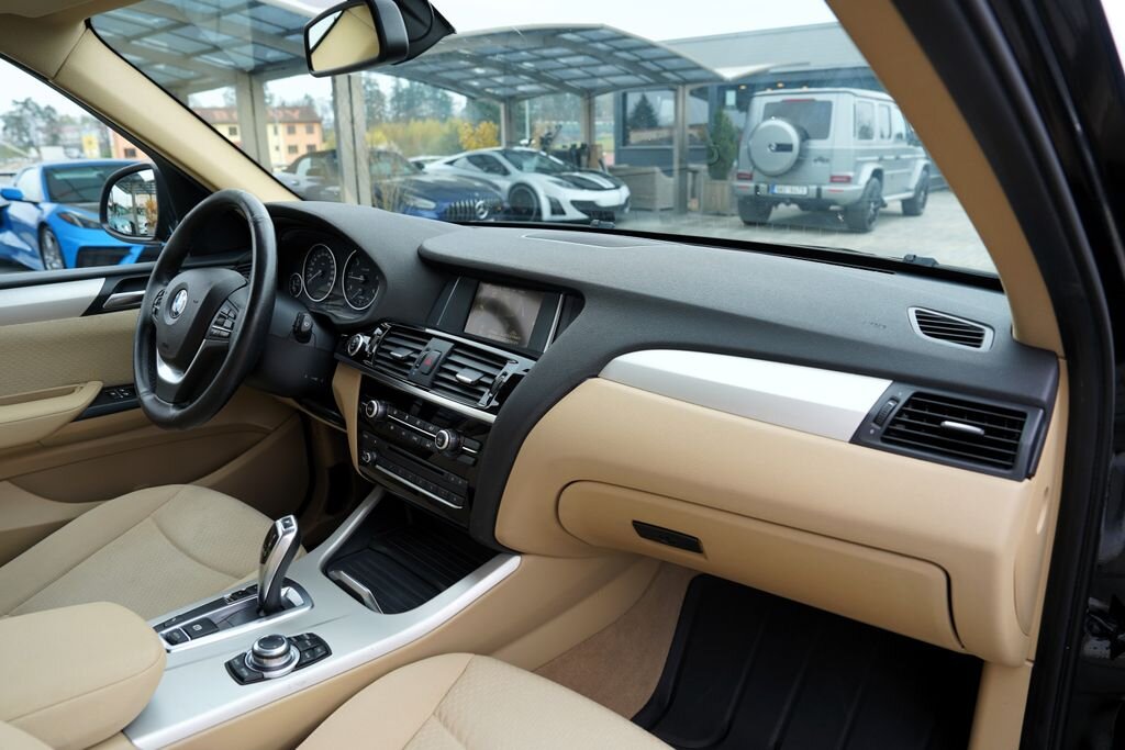 BMW X3 SUV / Terénní 2,0 l 110 kw