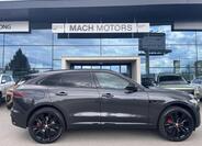 Jaguar F-Pace 9