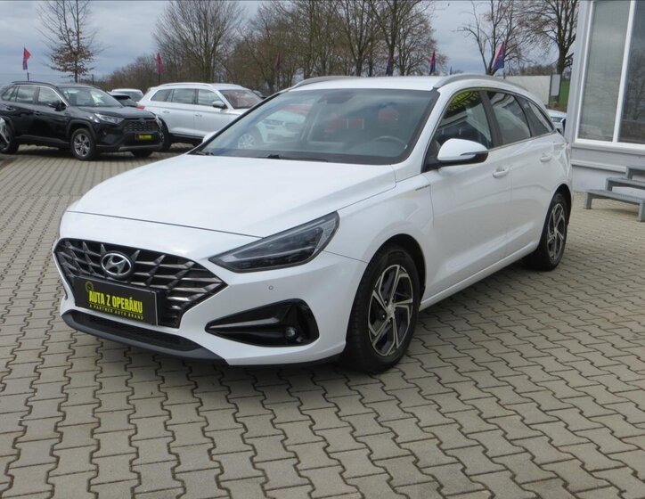 Hyundai i30 Kombi 998,0 88 kw