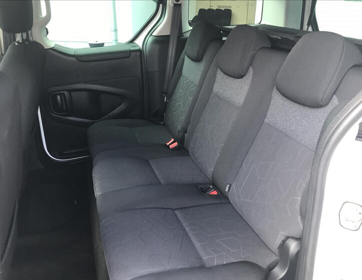 Peugeot Partner Tepee 9