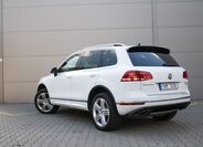 Volkswagen Touareg 7