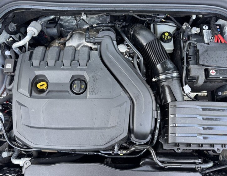 Škoda Scala Hatchback 1,5 l 110 kw