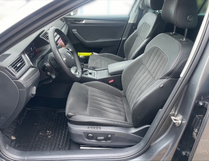 Škoda Superb Kombi 2,0 l 110 kw