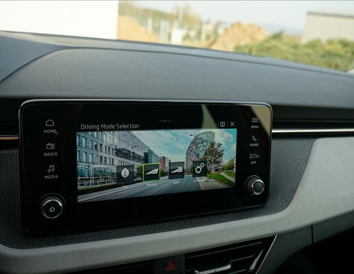 Škoda Scala Hatchback 999,0 85 kw