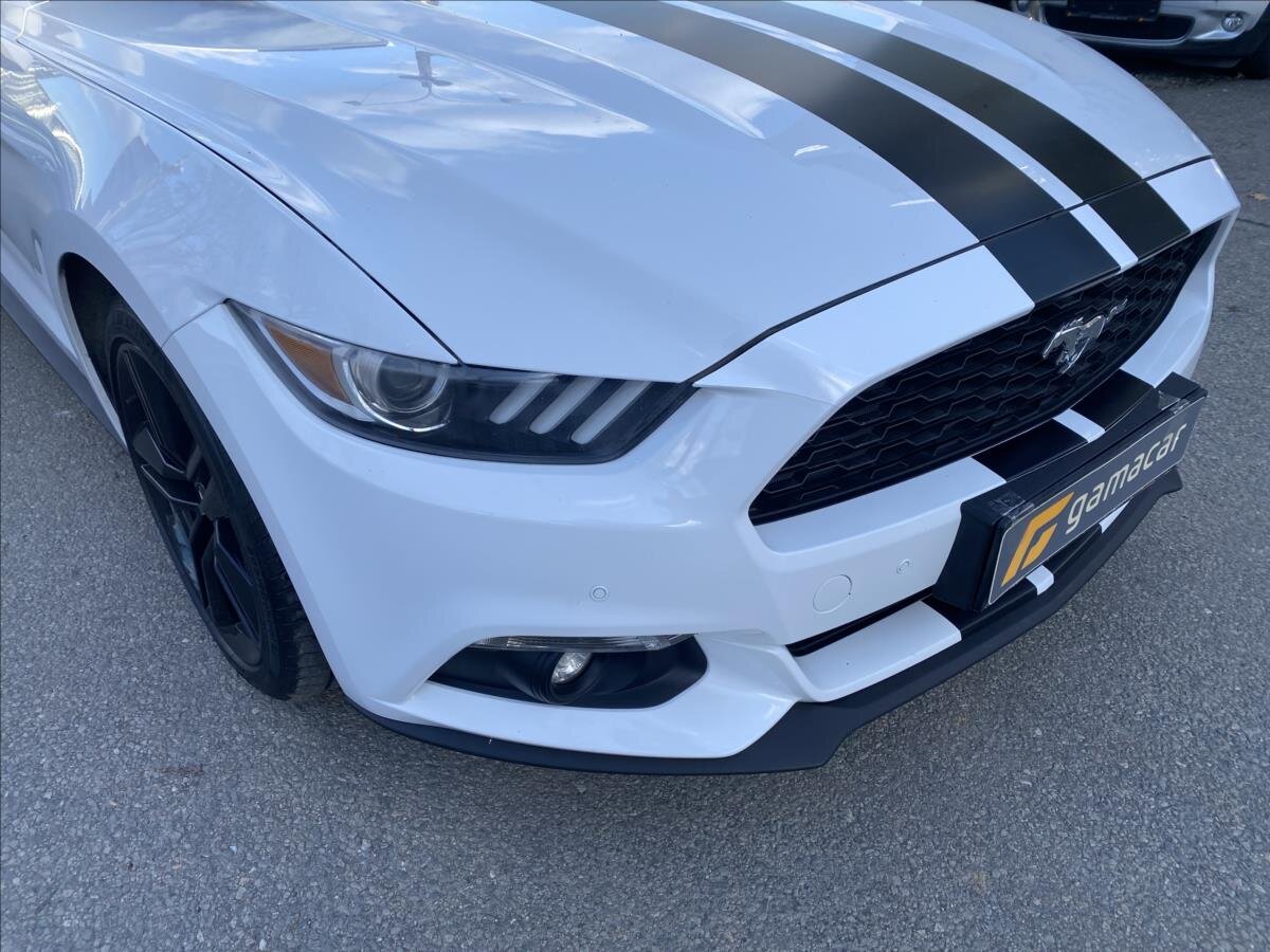 Ford Mustang Kabriolet 2,3 l 233 kw