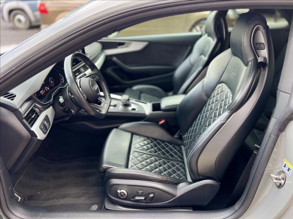 Audi S5 Kupé 3,0 l 255 kw