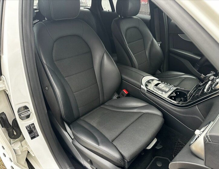 Mercedes-Benz GLC Kombi 2,0 l 143 kw