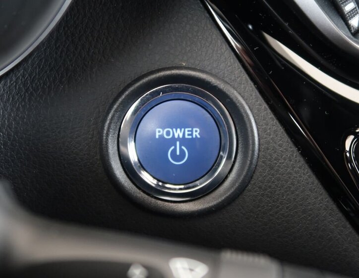 Toyota C-HR Hatchback 2,0 l 112 kw