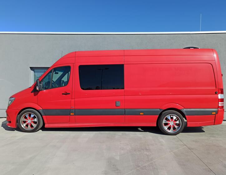 Mercedes-Benz Sprinter 6