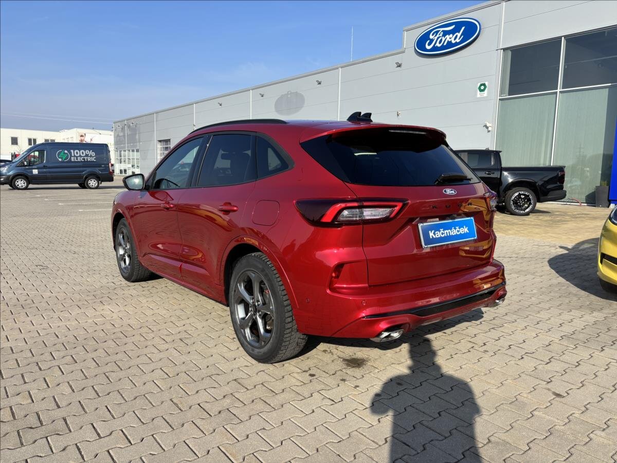 Ford Kuga SUV / Terénní 1,5 l 110 kw