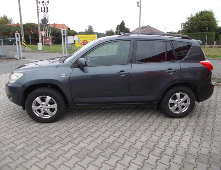 Toyota RAV4 5