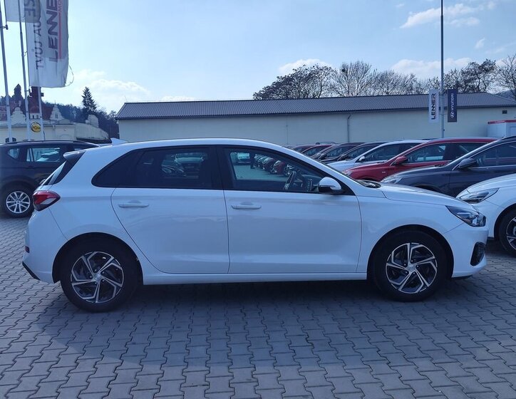 Hyundai i30 Hatchback 1,5 l 81 kw