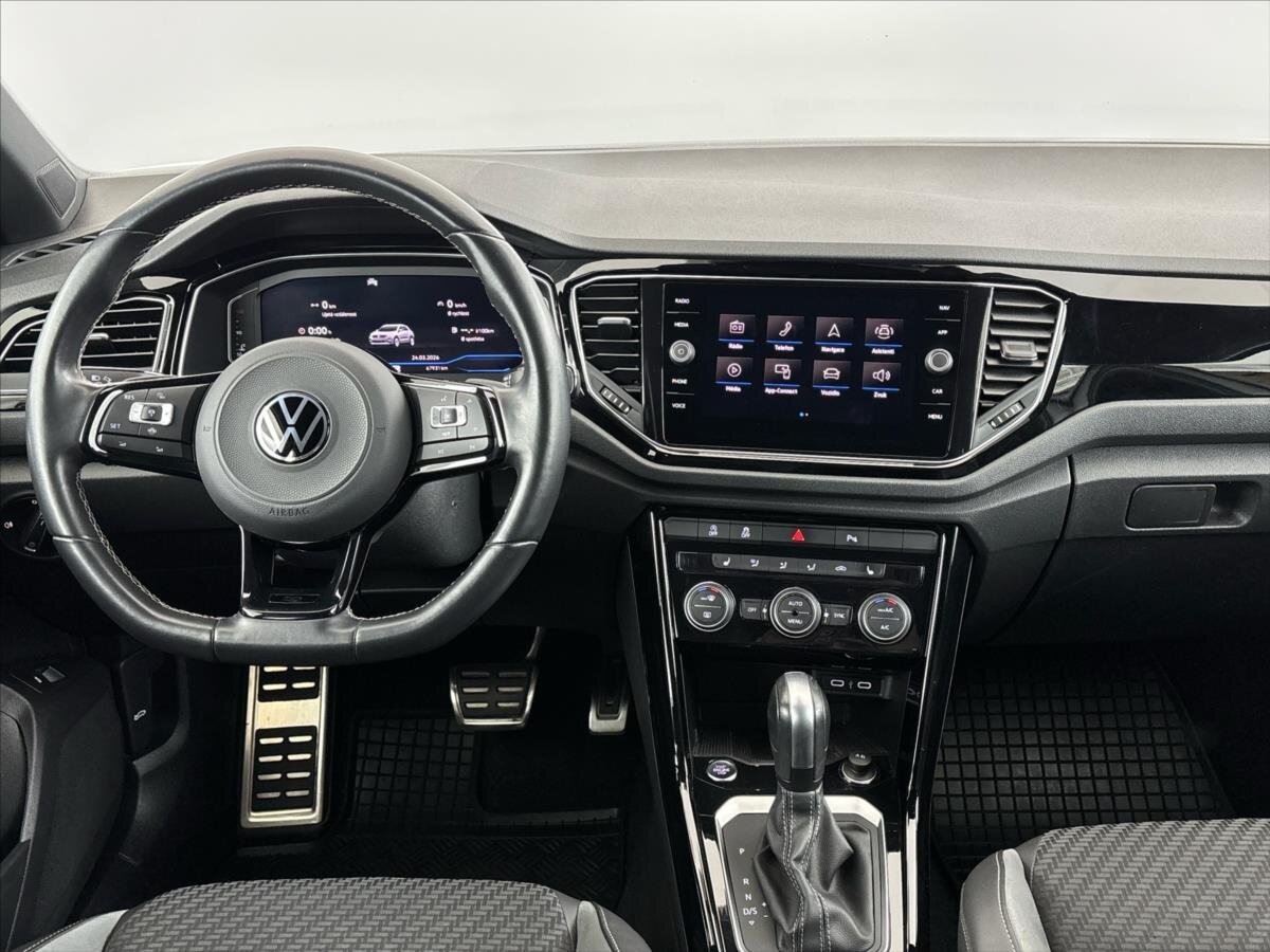 Volkswagen T-Roc SUV / Terénní 2,0 l 221 kw