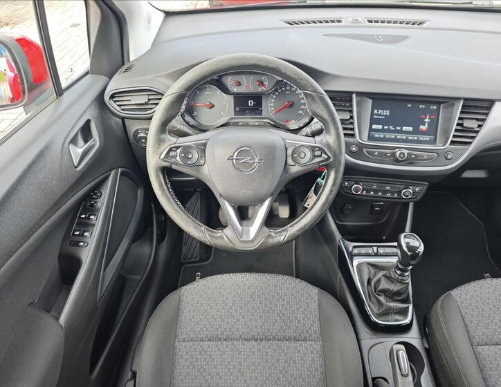 Opel Crossland X MPV 1,6 l 88 kw