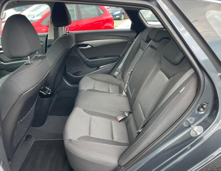 Hyundai i40 Kombi 1,6 l 99 kw