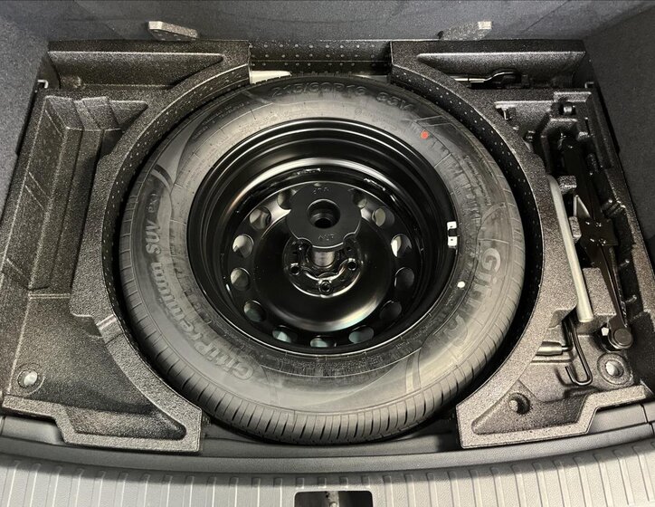 Škoda Karoq SUV / Terénní 1,5 l 110 kw