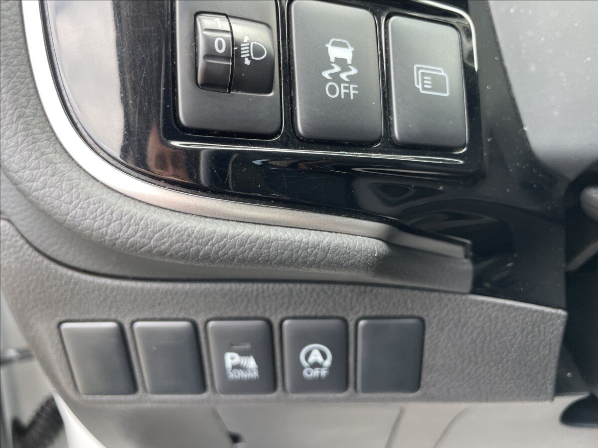 Mitsubishi Outlander SUV / Terénní 2,3 l 110 kw