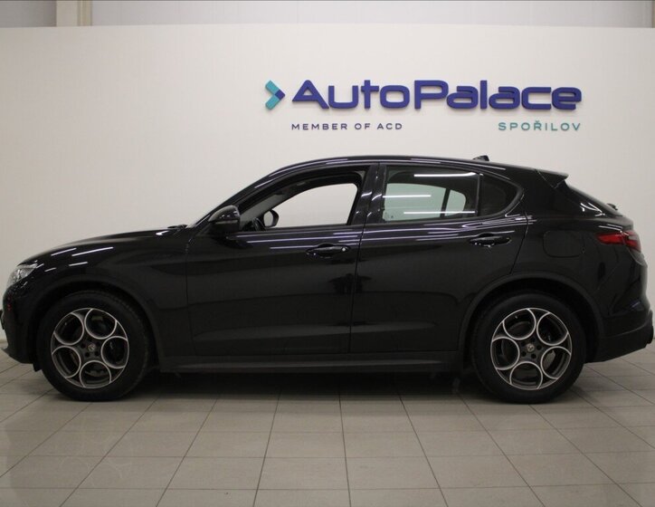 Alfa Romeo Stelvio SUV / Terénní 2,1 l 140 kw