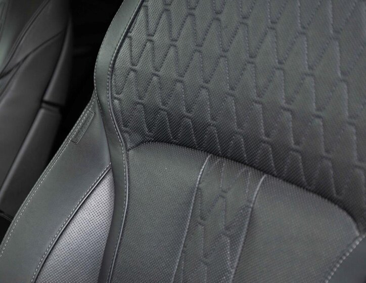 BMW X5 SUV / Terénní 4,4 l 390 kw