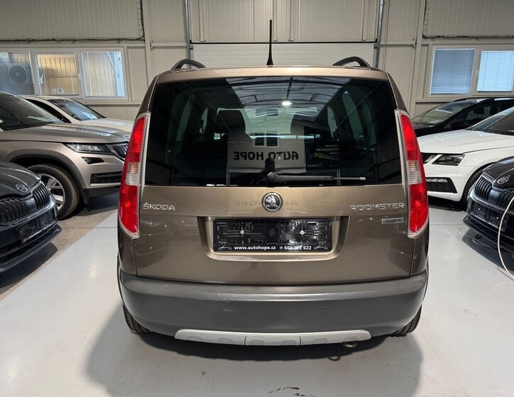 Škoda Roomster MPV 1,2 l 63 kw