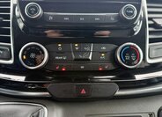 Ford Tourneo Custom 26