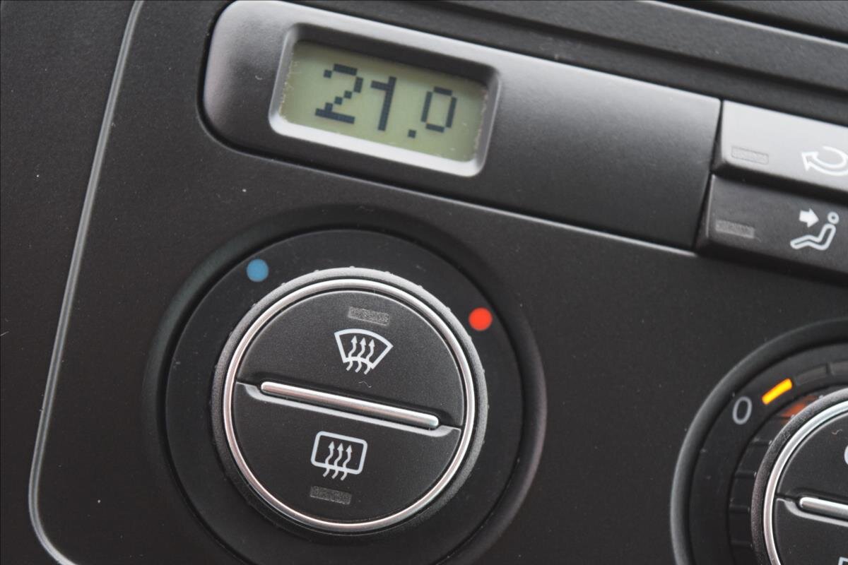 Volkswagen Touran Kombi 1,4 l 103 kw