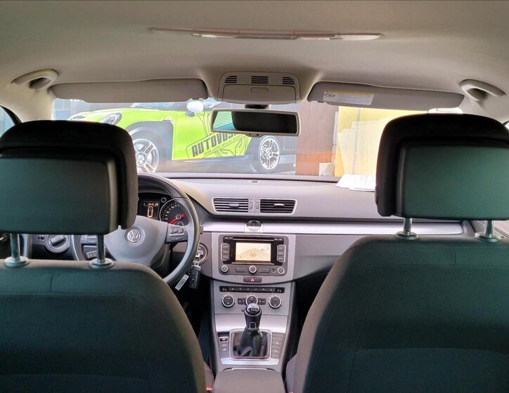 Volkswagen Passat Kombi 1,4 l 90 kw