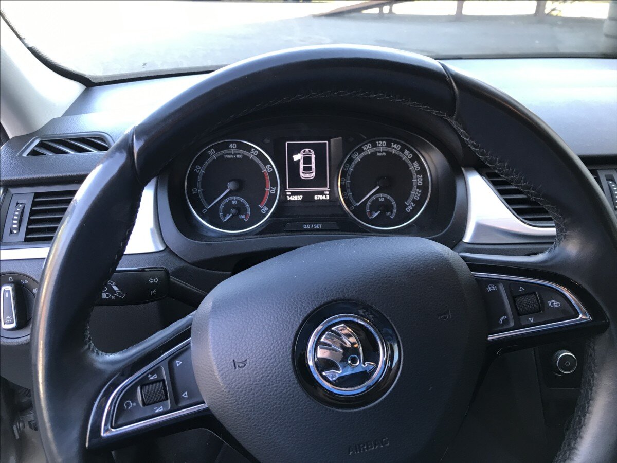 Škoda Rapid Sedan / Limuzína 999,0 70 kw