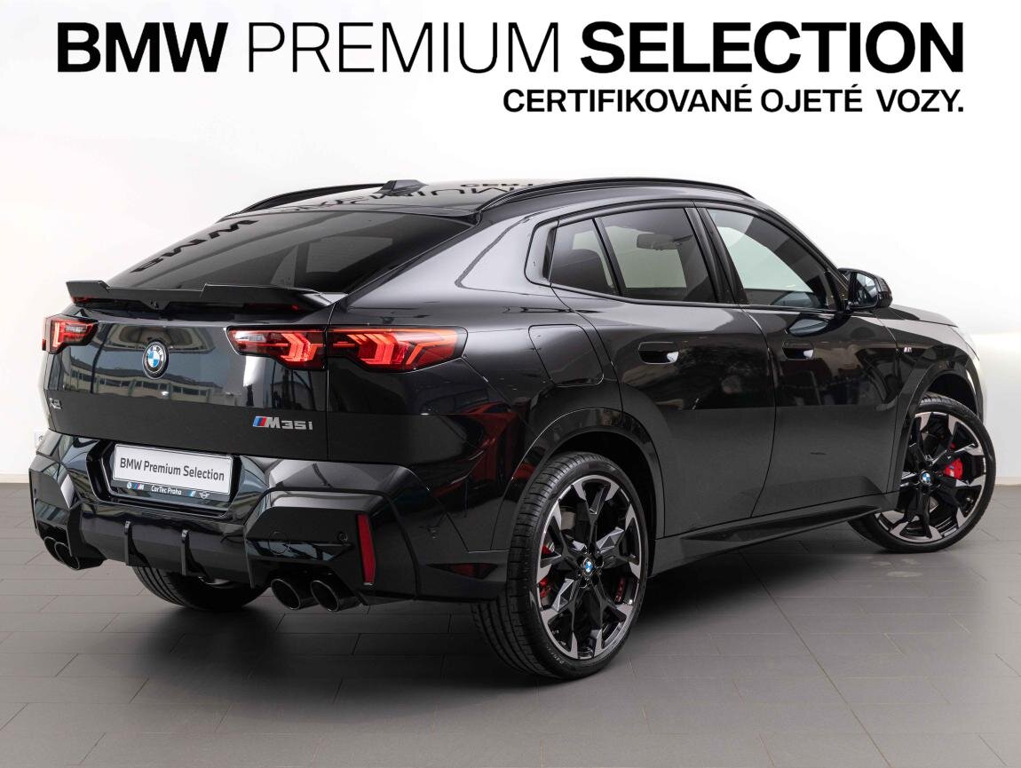 BMW X2 SUV 2,0 l 221 kw