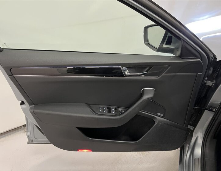 Škoda Superb Kombi 2,0 l 140 kw