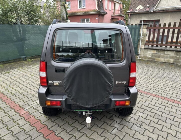 Suzuki Jimny 6
