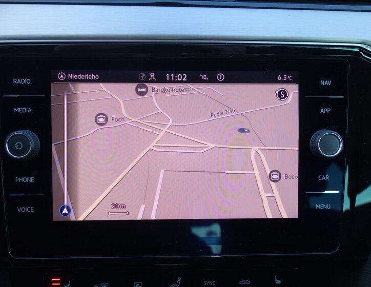 Volkswagen Passat Sedan / Limuzína 2,0 l 110 kw