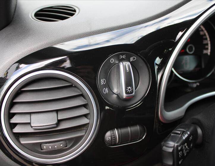 Volkswagen Beetle 23