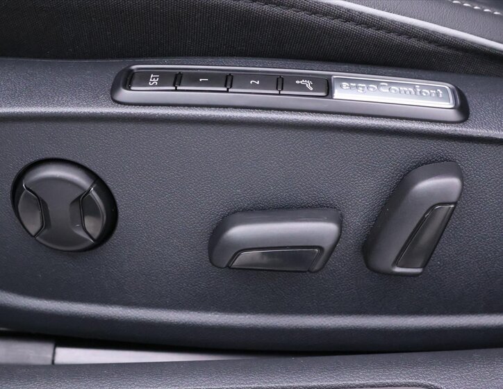 Volkswagen Arteon Hatchback 2,0 l 200 kw