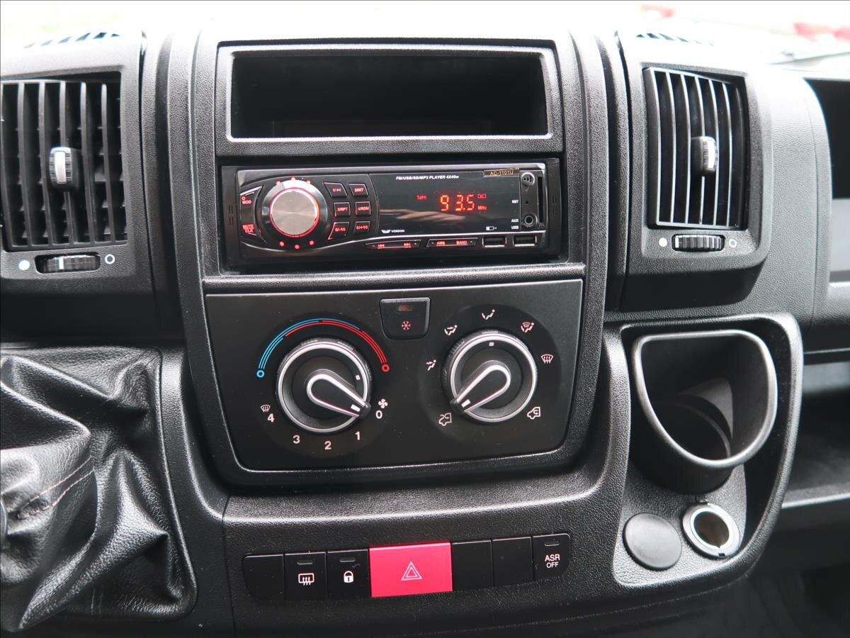 Citroën Jumper Skříň 2,0 l 81 kw