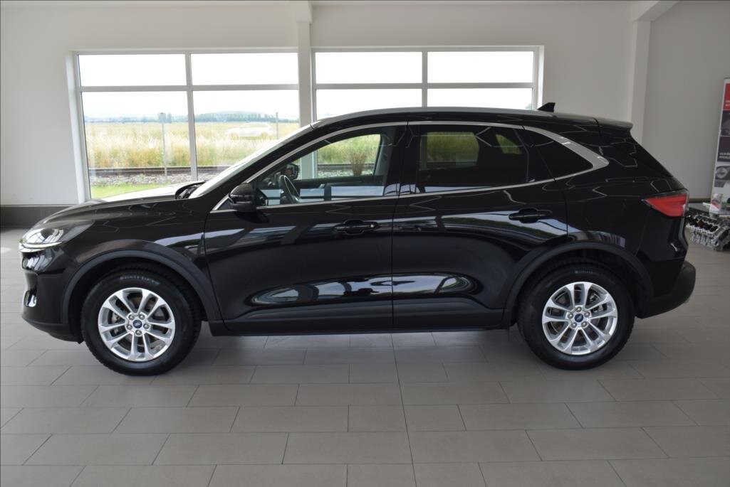 Ford Kuga SUV / Terénní 1,5 l 110 kw