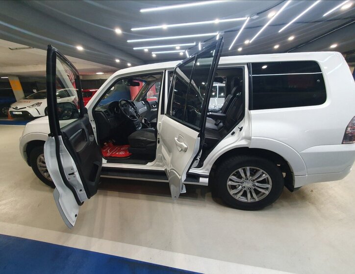 Mitsubishi Pajero Ostatní 3,2 l 147 kw