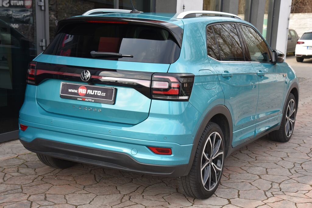 Volkswagen T-Cross SUV / Terénní 1,5 l 110 kw