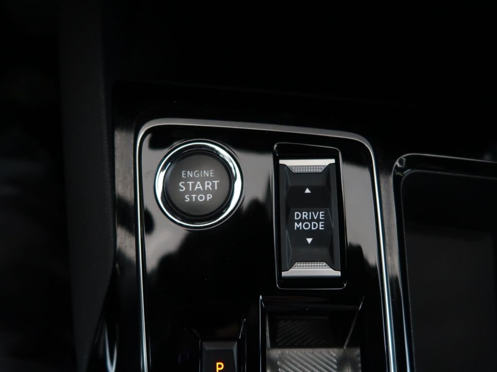 Peugeot 5008 SUV / Terénní 1,5 l 96 kw